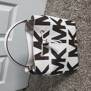 Michael kors  hand bag